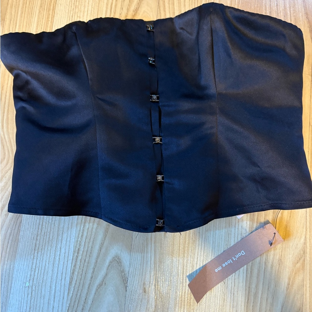 Reformation Jaclyn satin top. Size 0. NWT
